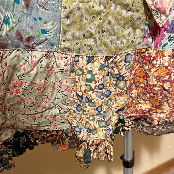 Floral Patchwork Denim Skirt​ - Picture 7 of 14